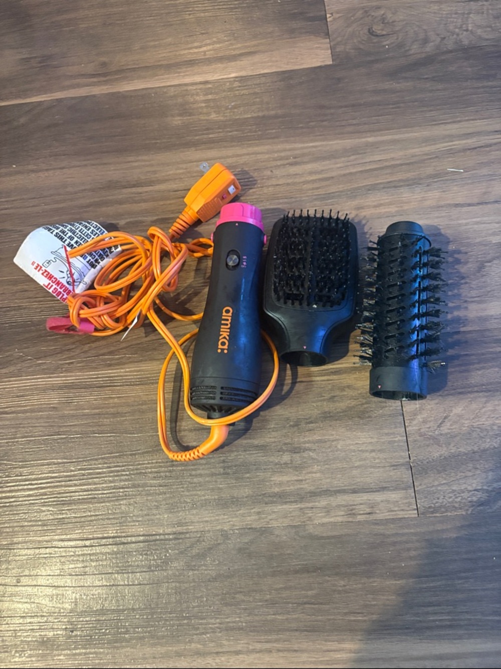 amika Hot Air Brush